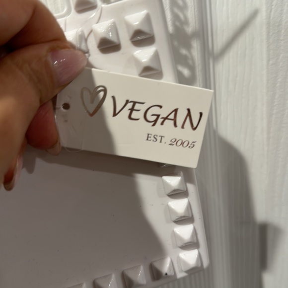 Vegan White Mini Jelly Crossbody Bag - Picture 4 of 5